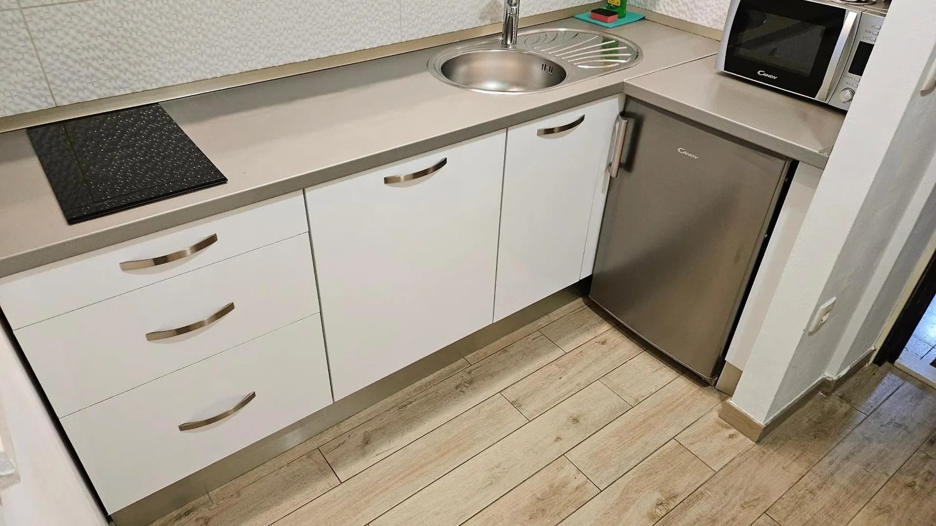 Wonderful Apartment Near City Center And Sea Split